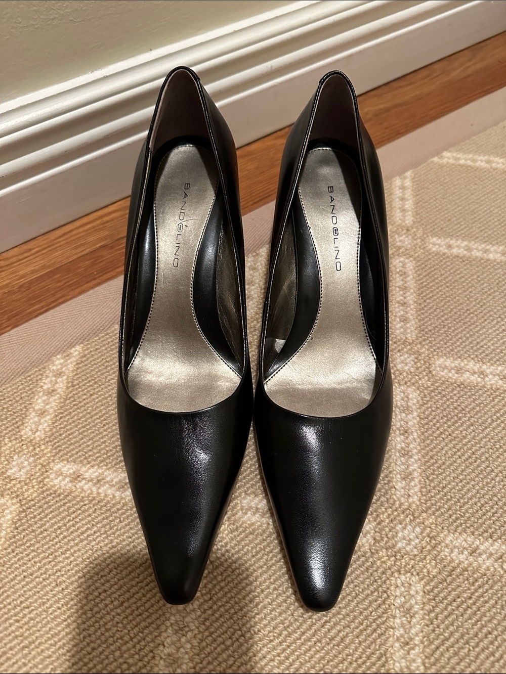 Bandolino Black Pointed-Toe Pump Heels